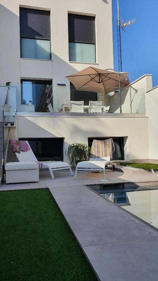 Chalet Con Piscina Privada En La Urb. De Puerto Rey Los Amarguillos Ngoại thất bức ảnh