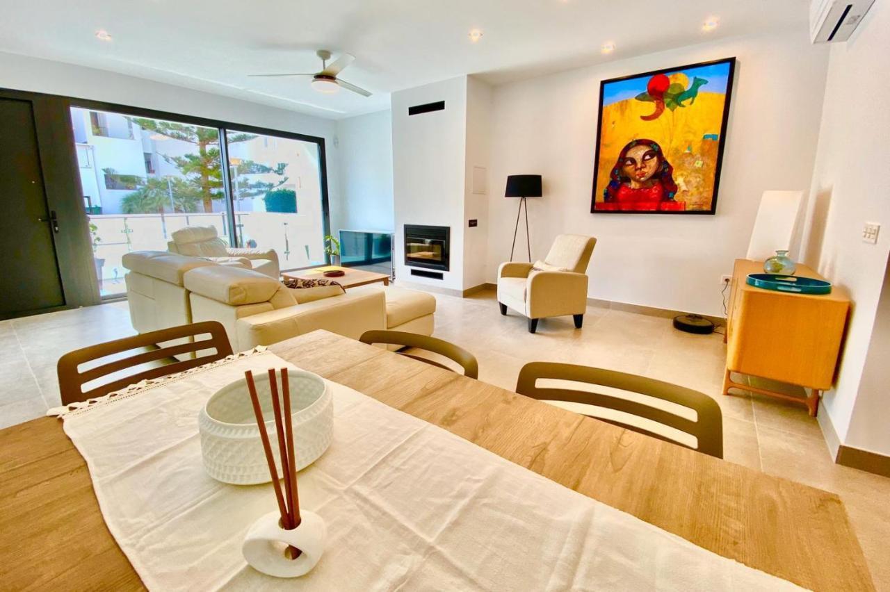 Chalet Con Piscina Privada En La Urb. De Puerto Rey Los Amarguillos Ngoại thất bức ảnh