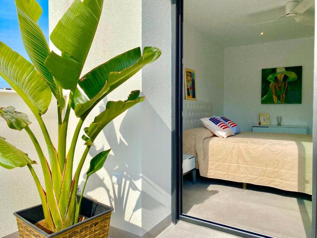 Chalet Con Piscina Privada En La Urb. De Puerto Rey Los Amarguillos Ngoại thất bức ảnh